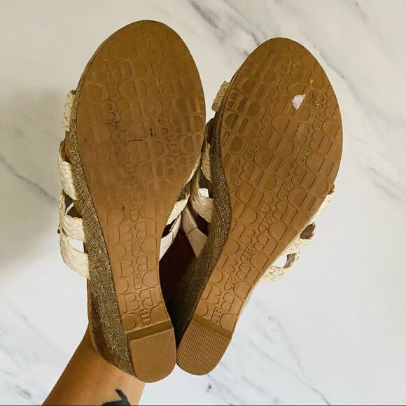 Dana buchman Wedge Sandals Size 8 - Picture 5 of 7